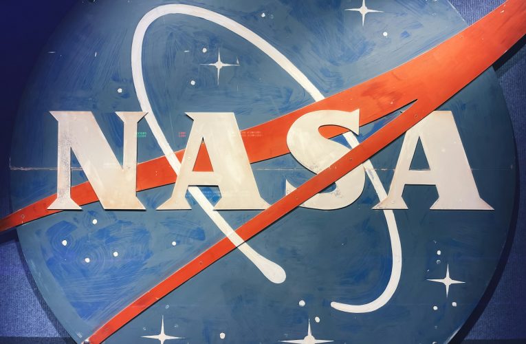 Les avancées de la NASA : Réparer dans l’espace et surveiller la Terre