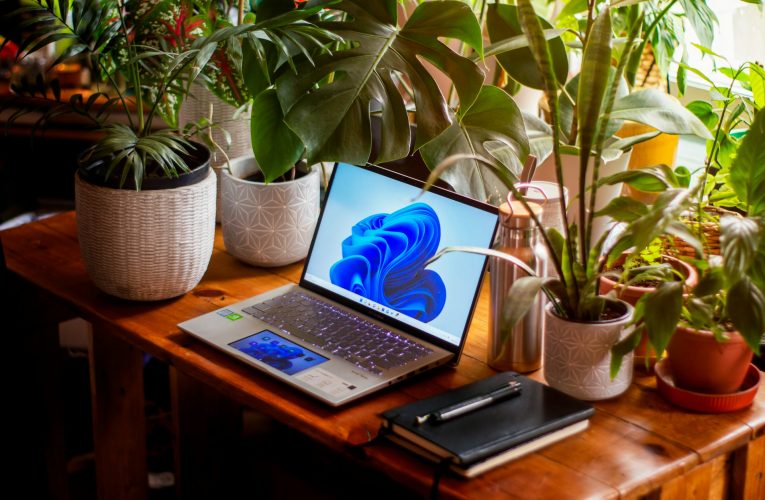 Windows 10 : Microsoft offre un sursis, mais les défis techniques persistent pour les utilisateurs
